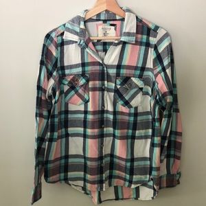 Button down shirt medium